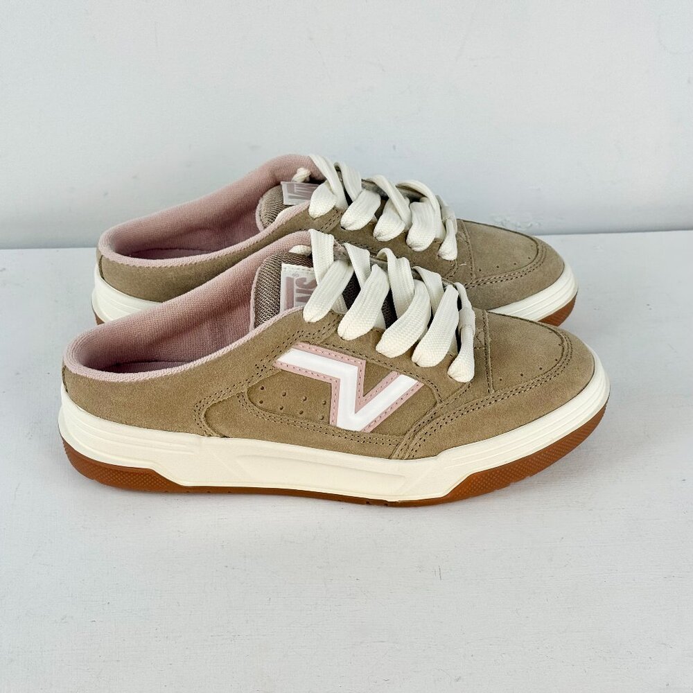 Men's 5.5, Women's 7 - VANS Upland Suede Mule Shoe - Beige